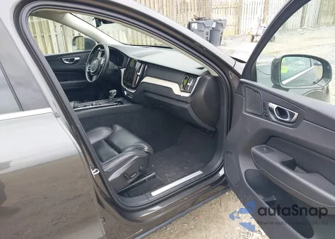 2021 Volvo Xc60 T6 Inscription from USA, damaged, VIN YV4A22RL4M1768519